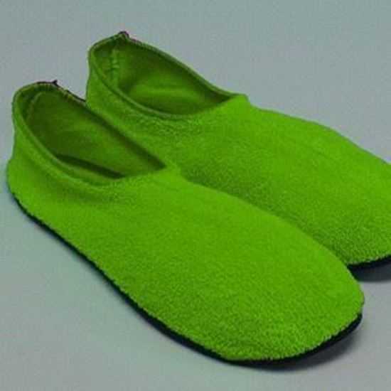 Medium Slippers (Green). Repton Medical